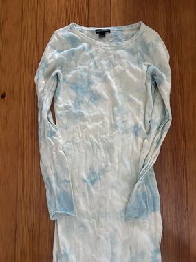 Something Navy Tie-Dye Long Sleeve midi Dress - Light Blue & White